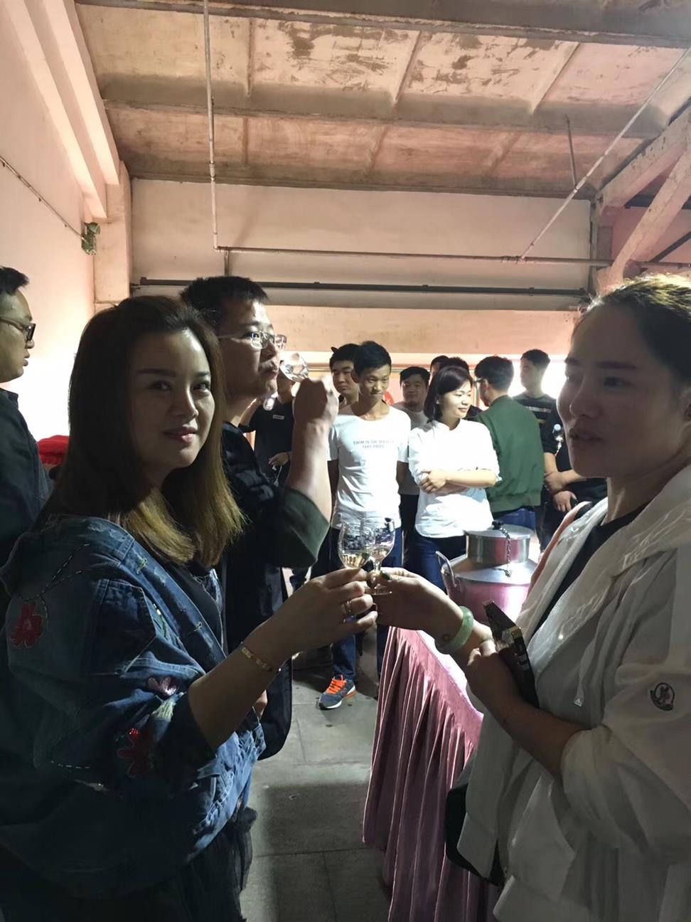 7B1BD58FF1726DD354704A96B1503389