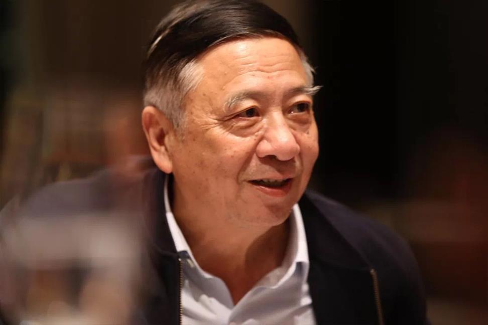 E4AD90354E7686EFA9AD4E0394E2FD01