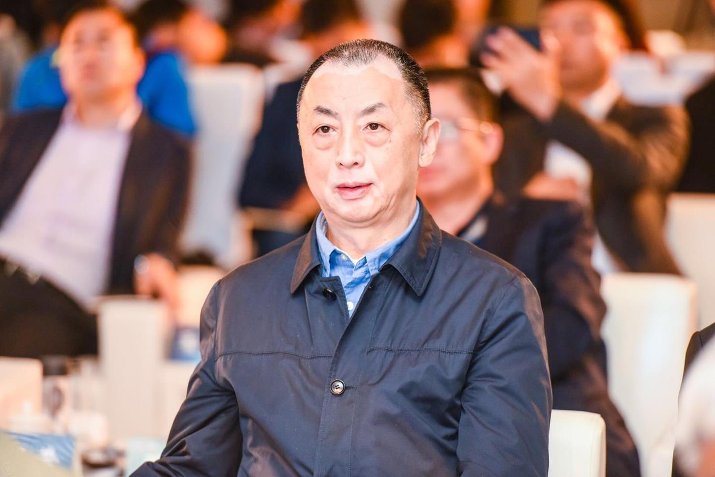 14AB317667D38EB8D43A3A84D5C8C093