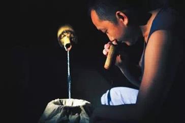 8940316459BFCA4E27A39819D2408CA8