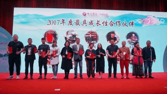 14F673AA09EFE5C4B6D8D2928A0AE6BB