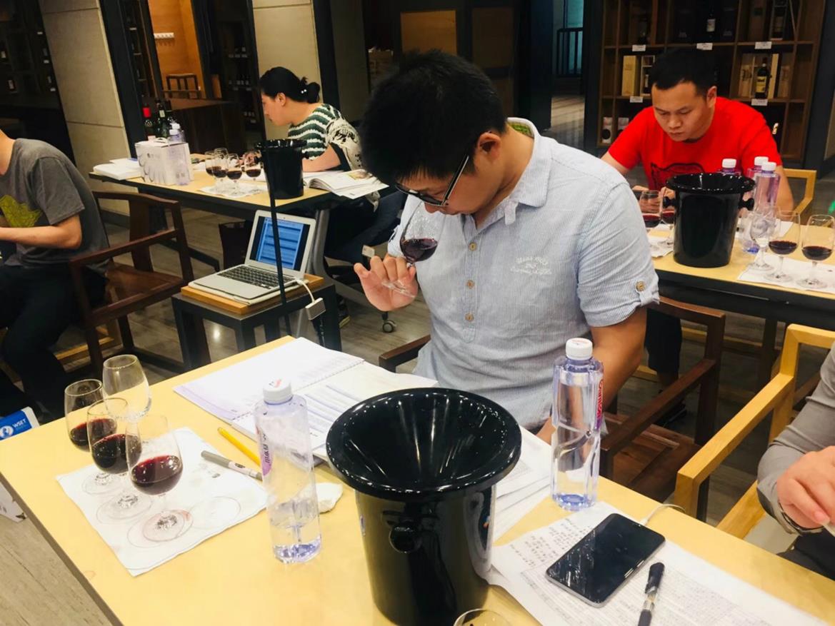 59D0372F80B3CFED536D6CE328791DC9_meitu_2