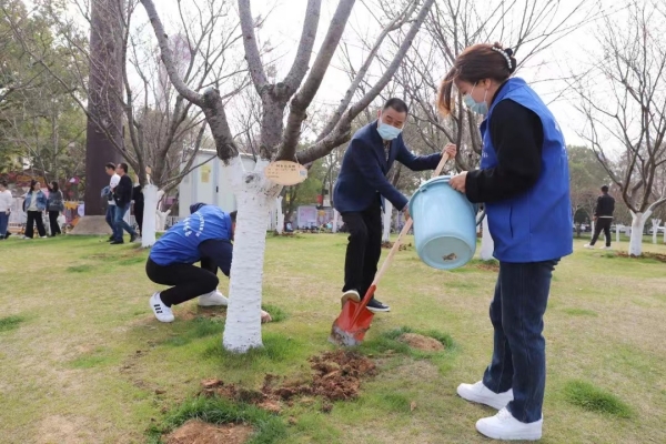 webwxgetmsgimg (3)_副本